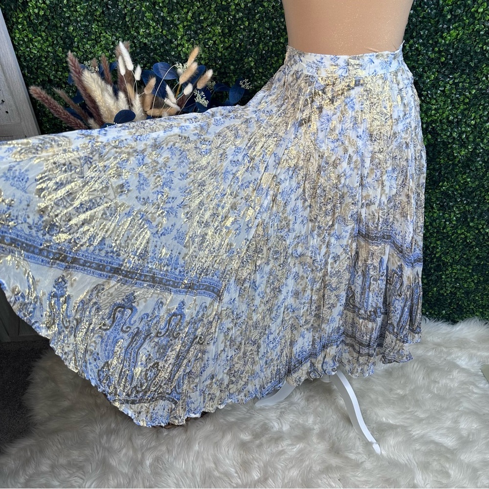 Soft‎ Surroundings silk blend blue paisley metalic gold Pleated Midi Skirt NWOT - Picture 4 of 13